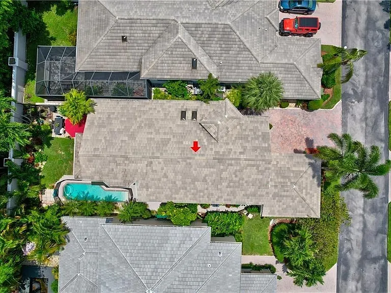 8171 Hampton Wood Dr — Photo 34