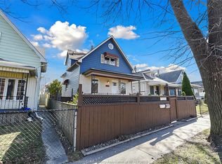 1122 Hickory Rd, Windsor, ON N8Y 3S3