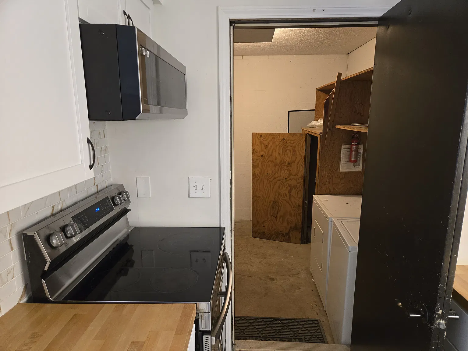 3 bed, 2.5 bath, 1408 sqft, $1,750 — Photo 3
