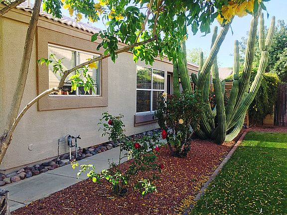 2nd image of 4376 E Campo Bello Dr