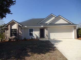 530 Summit Dr, Orange Park, FL 32073