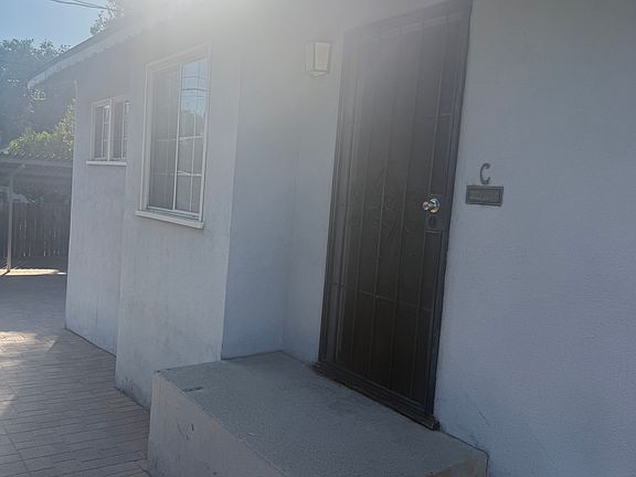4th image of 229 N Buena Vista St #A