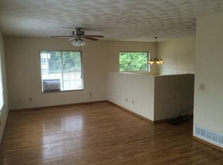 1209 Jack Pine Dr, Kalamazoo, MI 49006