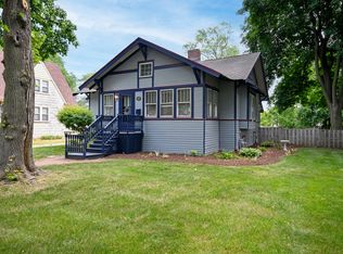 219 S Yale Ave, Villa Park, IL