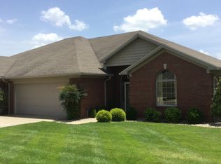 64 Emerald Cv UNIT B, Paris, TN 38242