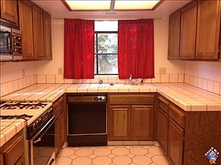 4th image of 427 W Avenue J5 Unit 1
