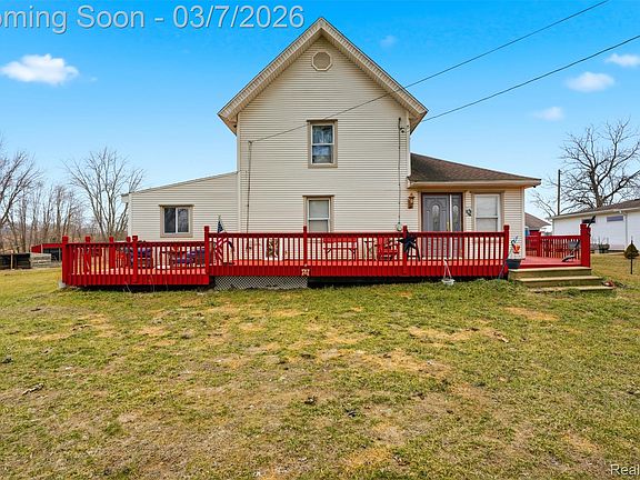 5th image of 8732 Kinch Rd