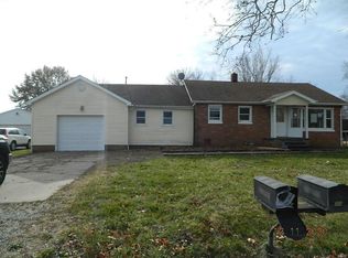 206 Vine St, Moro, IL