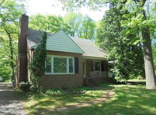 55 Horseshoe Rd, Sayreville, NJ 08872