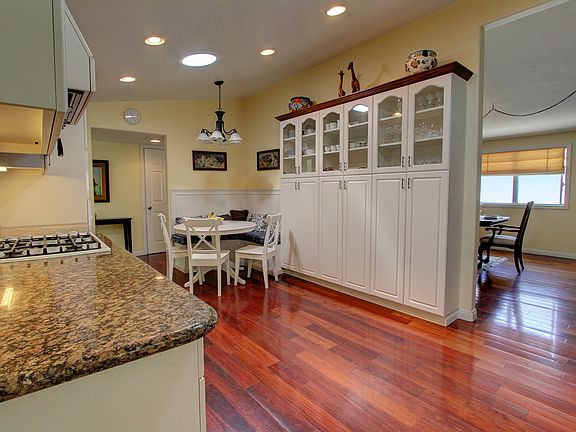 3rd image of 5321 Peyton Pl