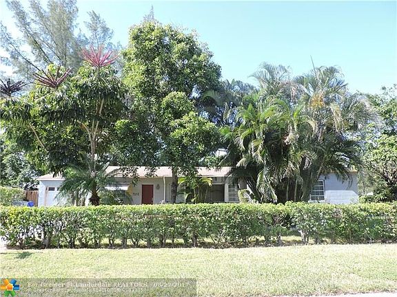 2nd image of 3251 SE 8th St