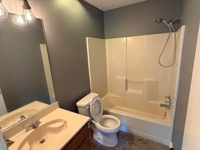 9787 Riggan Dr — Photo 10