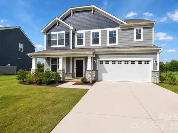 125 Dawn Run Loop, Mooresville, NC 28115