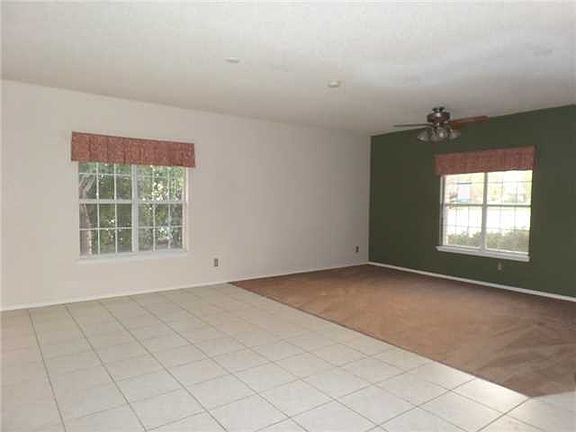 3rd image of 5377 Country Oaks Dr