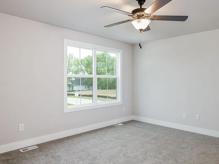 Hughes Century Crossing Townhomes — Photo 18