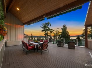 1330 Chuckanut Dr, Bellingham, WA 98229