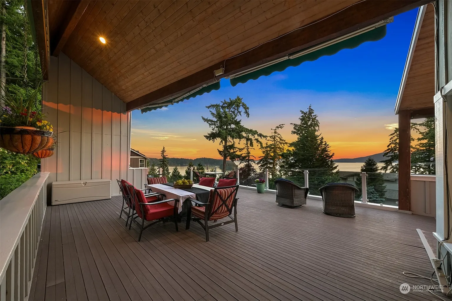 1330 Chuckanut Drive photo 1