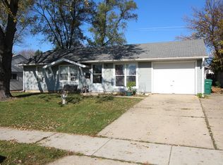 779 Geneva Ave, Romeoville, IL 60446