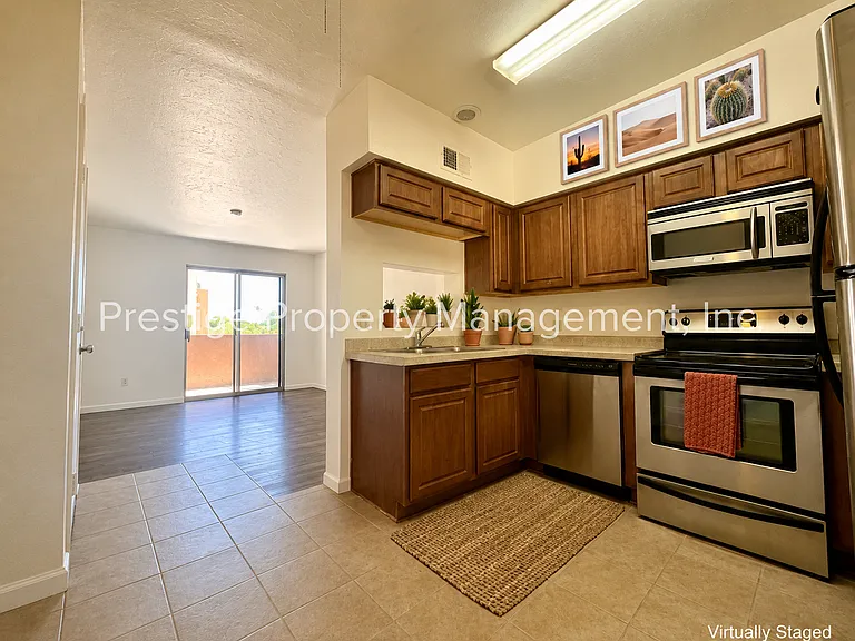 1810 S Blacklidge Dr #118 — Photo 9