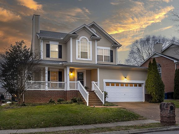 3rd image of 601 Wildflower Ct