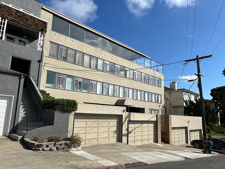 Merritt Ave — Photo 6