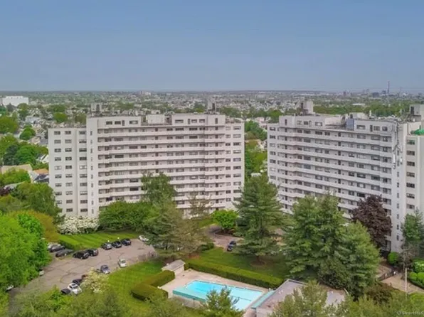 3200 Park Avenue #10A1, Bridgeport, CT 06604