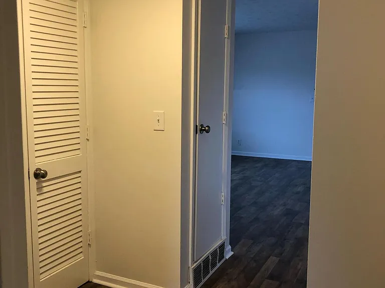 904 Plaza Dr #11 — Photo 29