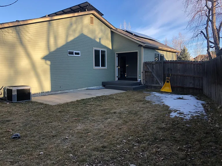 569 Juniper Ct — Photo 44