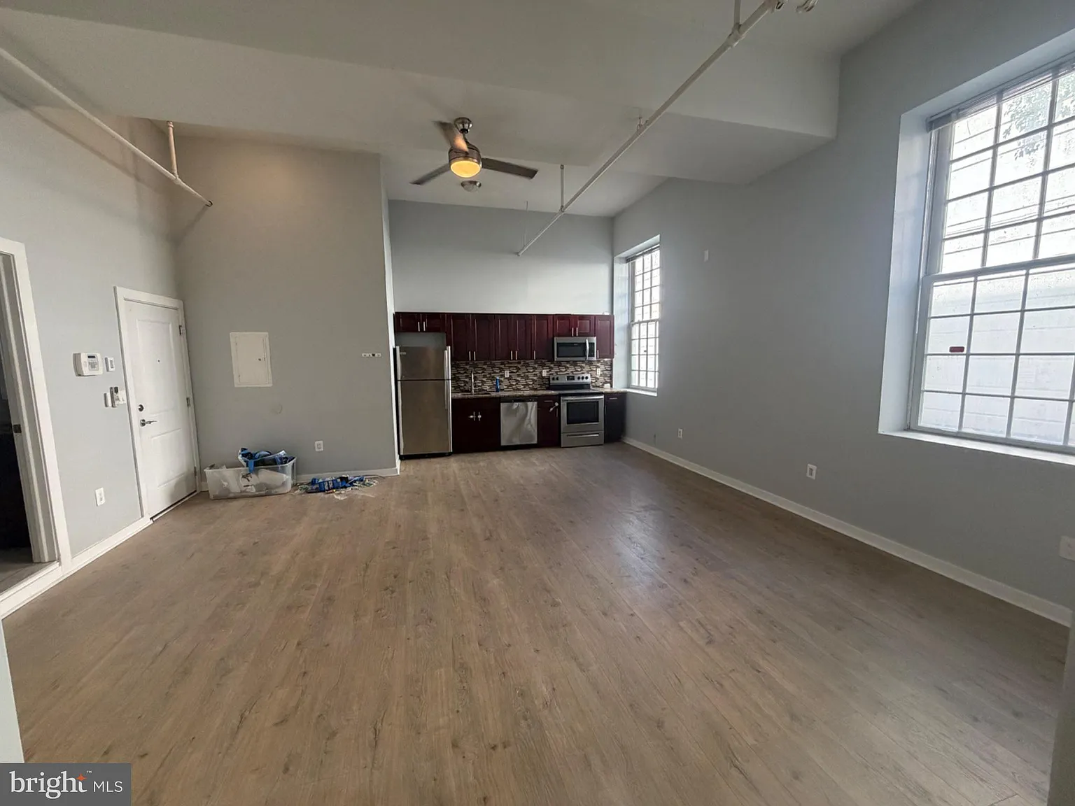 4 Leverington Ave — Photo 1
