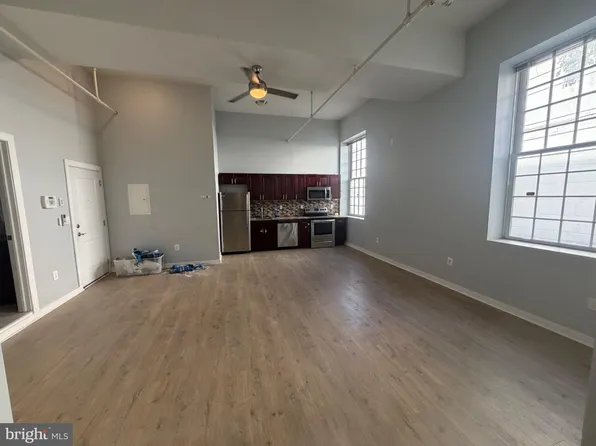 4 Leverington Ave APT 102, Philadelphia, PA 19127