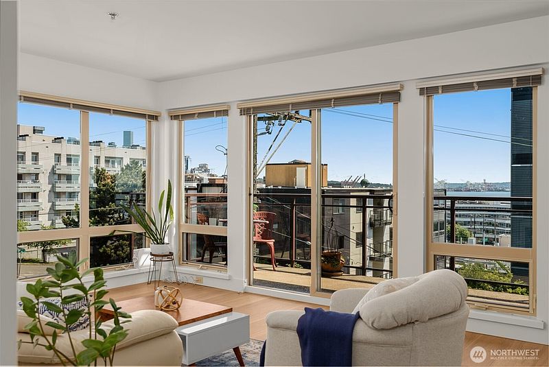 2nd image of 500 5th Avenue W #505