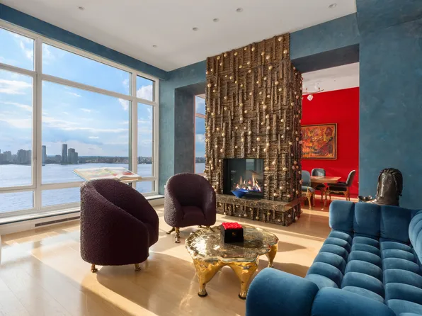 70 Vestry Street image 4 of 31