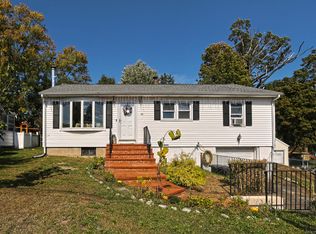 66 Kent St, Milford, CT 06461