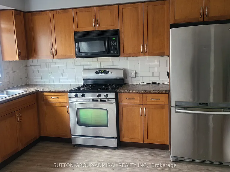 25 Viking Dr #51 — Photo 3