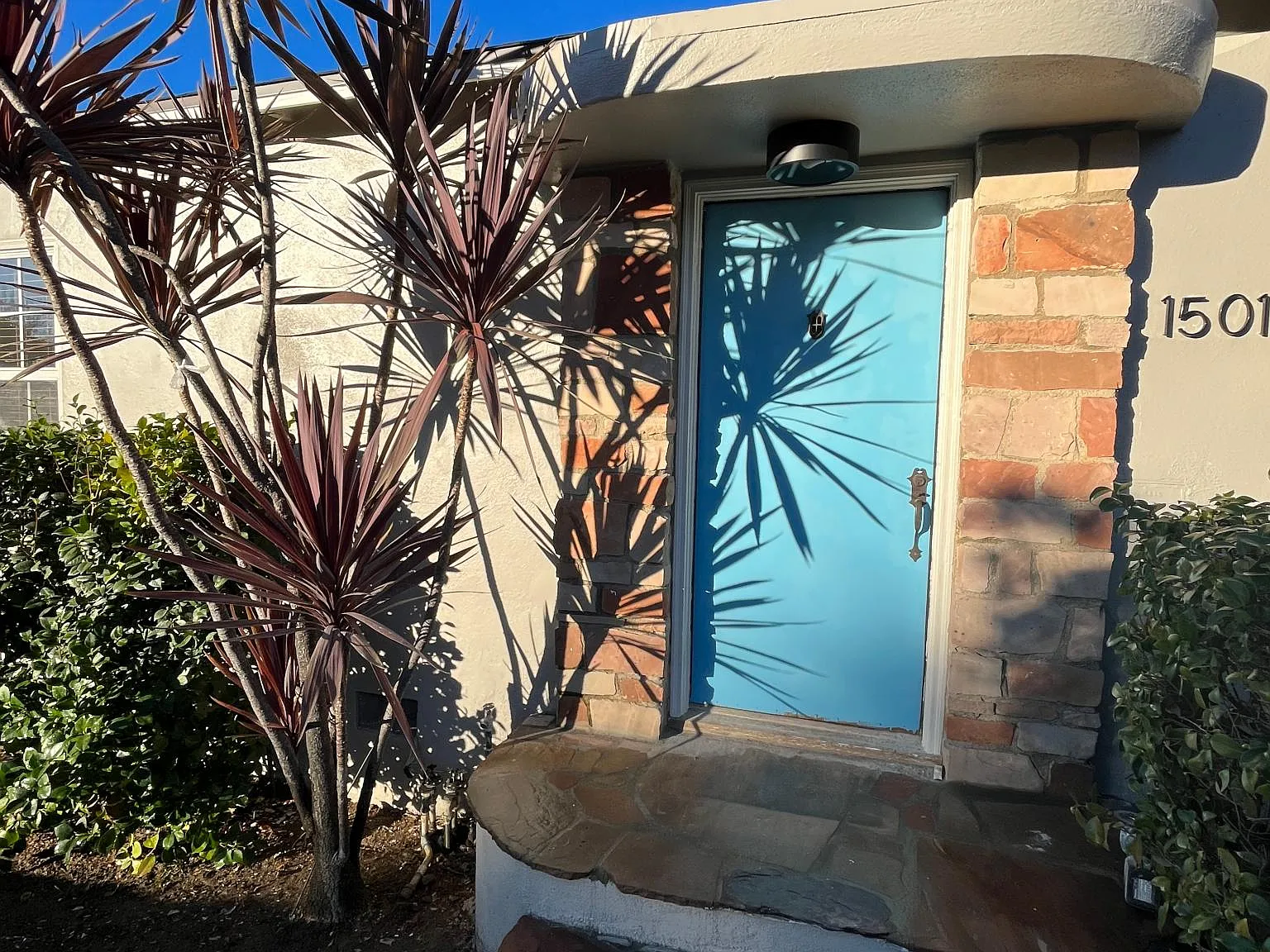 2 bed, 1250 sqft, $4,195 — Photo 2