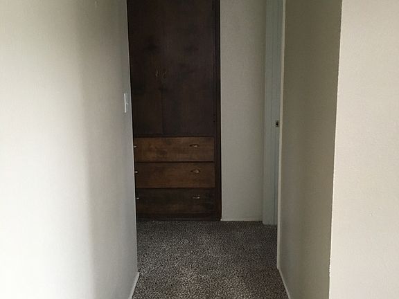 4th image of 907 S 11th Ave