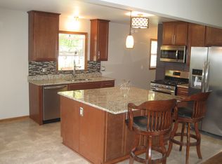 6908 35th Pl N, Crystal, MN 55427