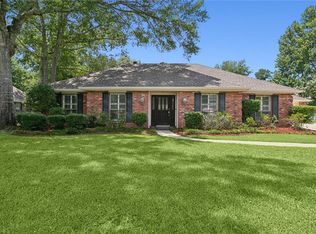 216 Pocosin Dr, Mandeville, LA 70471