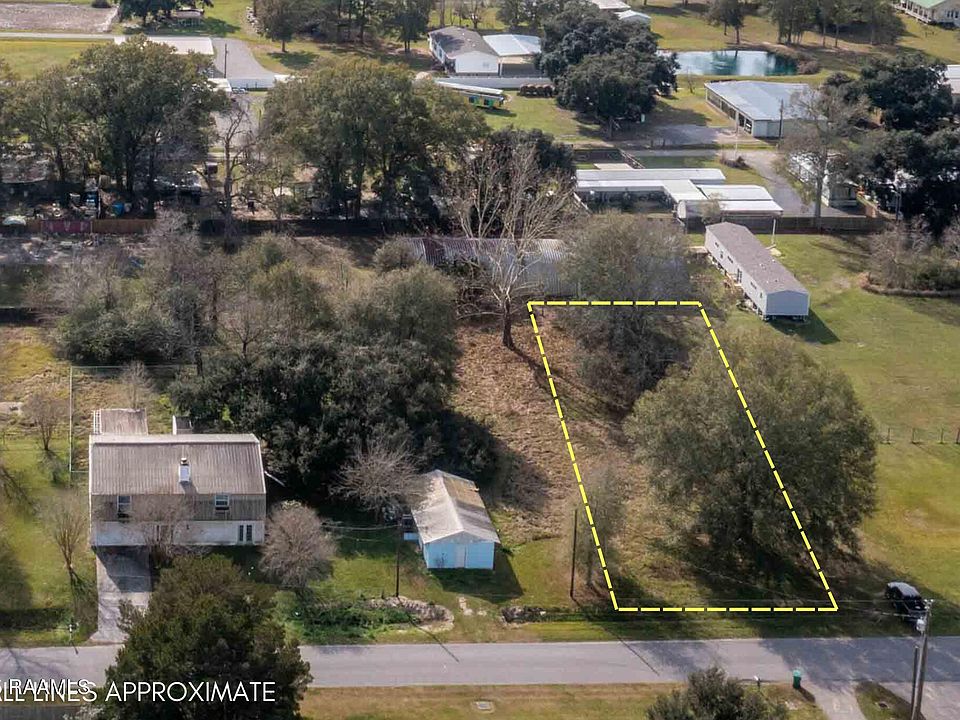1st image of 111 Investment Dr #B-9