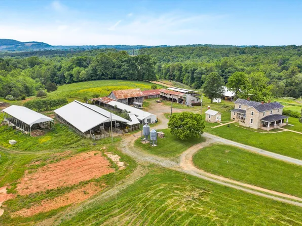 452 Listening Hill Rd, Penhook, VA 24137