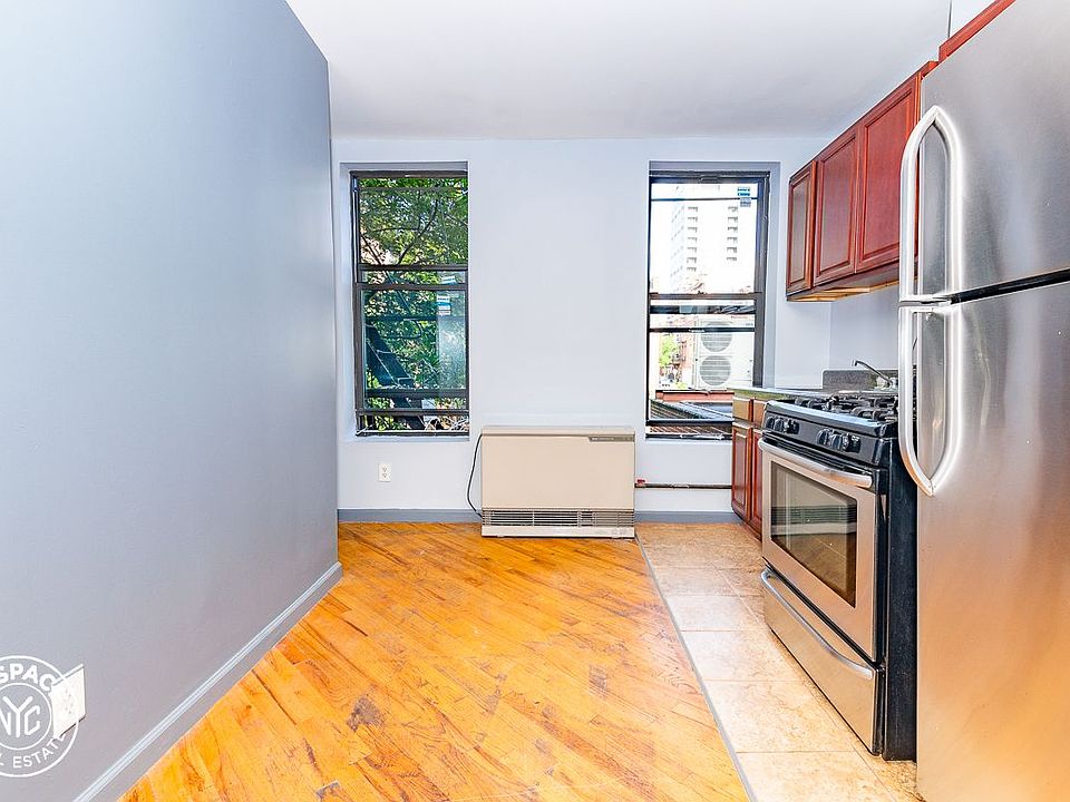 1st image of 425 Wythe Ave #2AXX