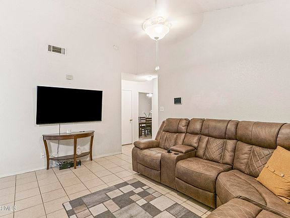 3rd image of 877 Mondel Pine Pl