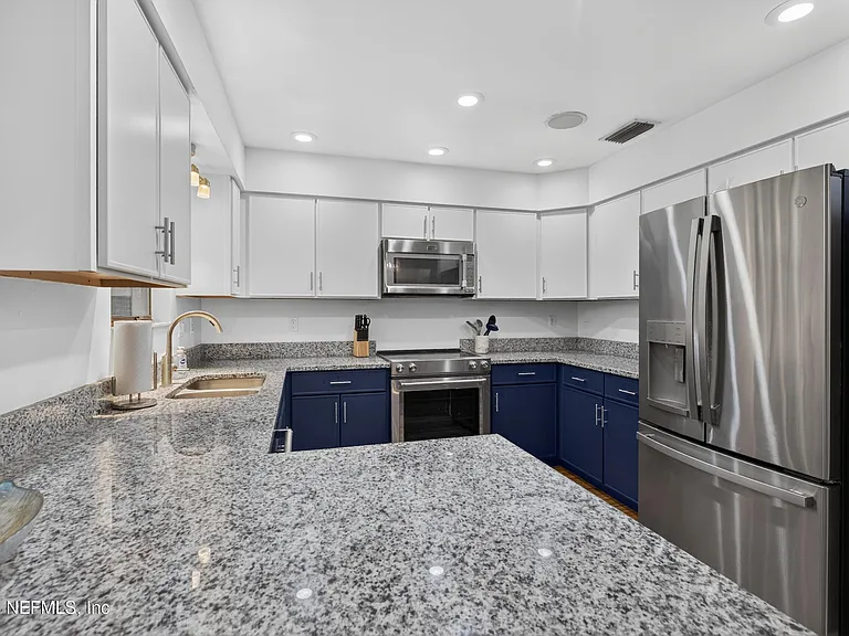 374 Orchis Rd — Photo 27