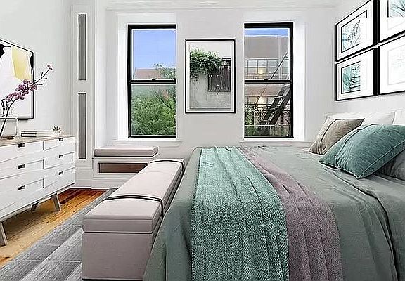 3rd image of 440 W 47th St APT 3d
