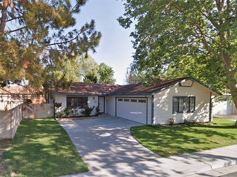 1st image of 133 Shadow Mountain Dr