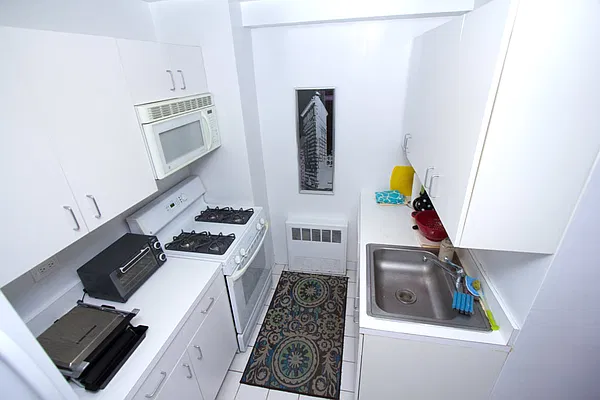 Rented by GoodRock Realty | media 4