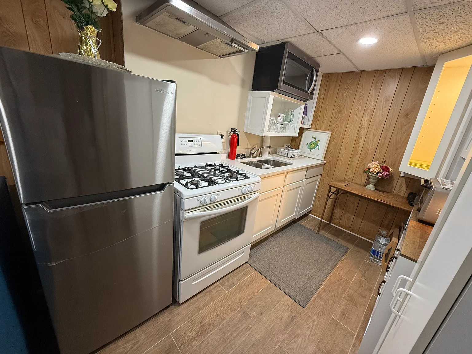 2 bed, 975 sqft, $1,350 — Photo 4