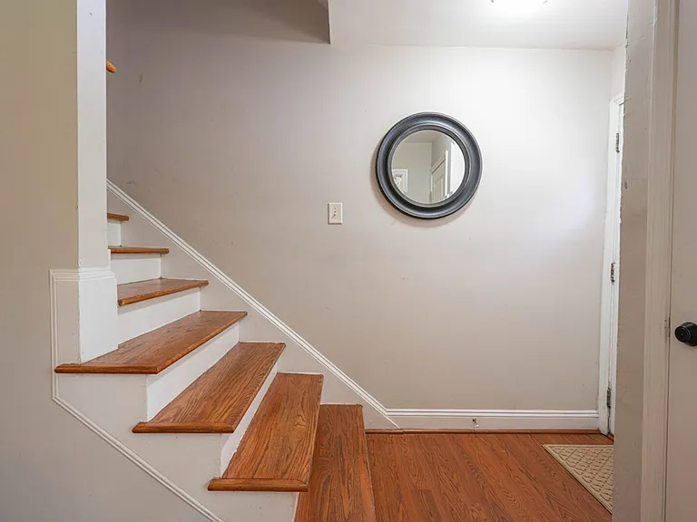 Green Oaks Ln — Photo 12