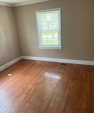 4th image of 512 French Ave