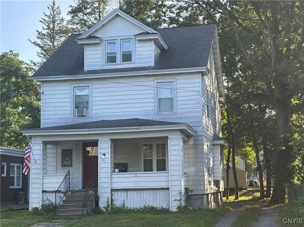 411 S 4th St, Fulton, NY 13069